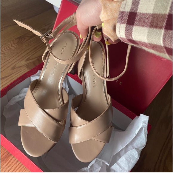 Kelly & Katie Nude heeled sandles - Picture 2 of 5